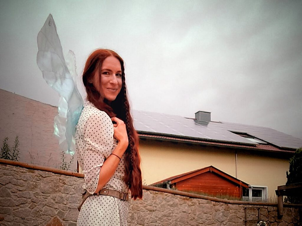Flora Pulina als Elfe in "Waldgeister zu Wenzenbach"