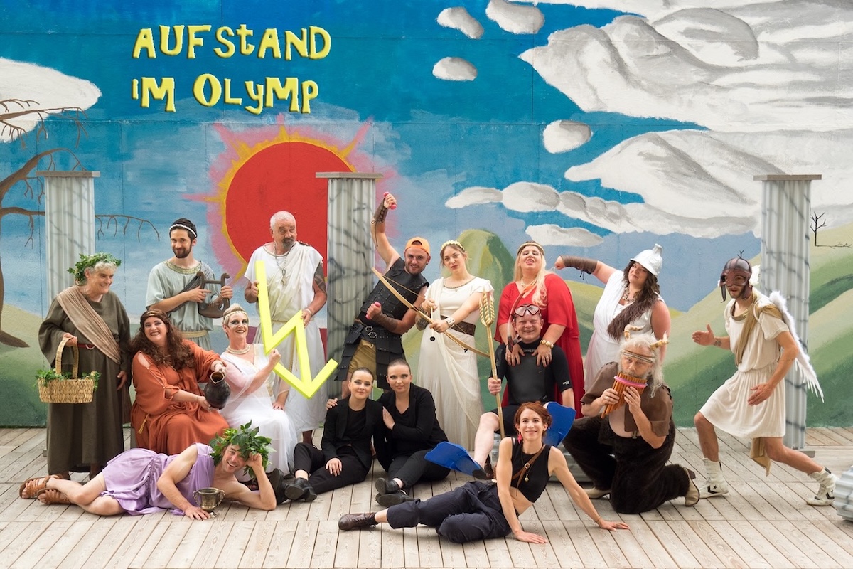 "Aufstand im Olymp" Regie: Flora Pulina